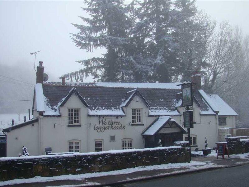 Hotel We Three Loggerheads Gwernymynydd Exterior foto